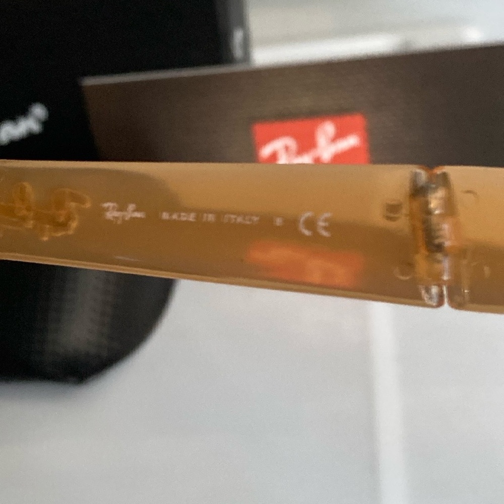 Ray-Ban Tan Sunglasses Rubber Beige - Picture 7 of 8